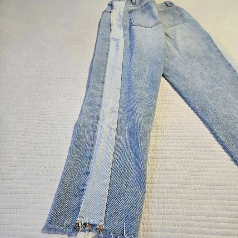 Women's PacSun Light Blue Straight Leg Mom Jeans Size 26